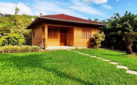 Casa de campo com acesso ao Rio
